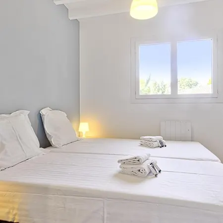 De La Cote - Welkeys فيلة لابينيه